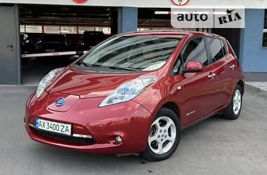 Хэтчбек Nissan Leaf 2012 в Киеве