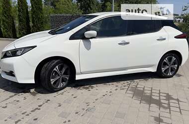 Хэтчбек Nissan Leaf 2020 в Мостиске