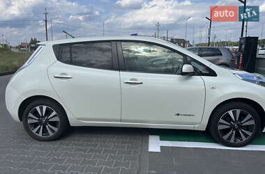 Хетчбек Nissan Leaf 2012 в Луцьку