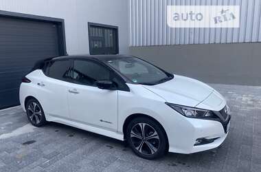 Хэтчбек Nissan Leaf 2020 в Львове