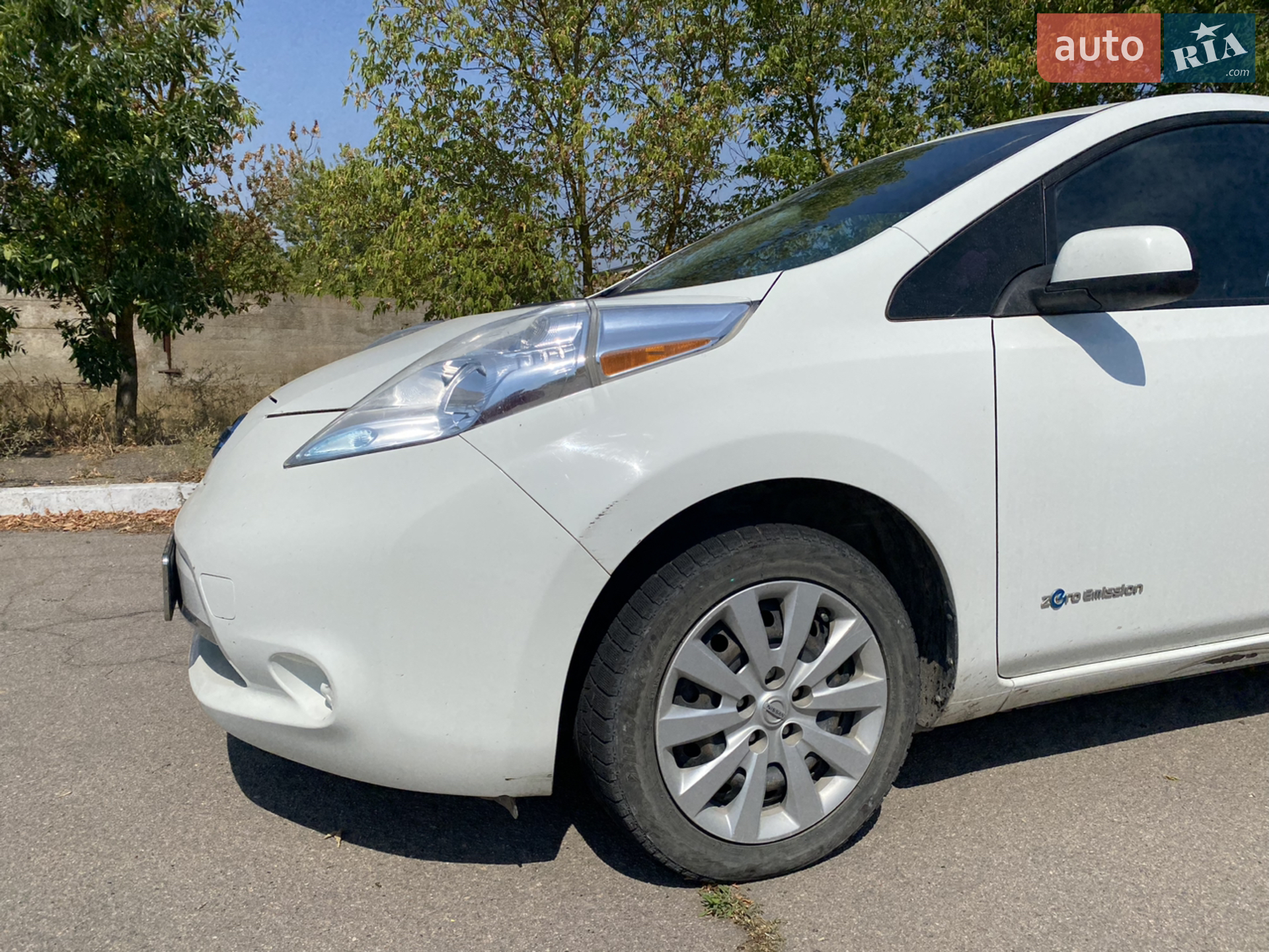 2015 Nissan Leaf - мініатюра 14
