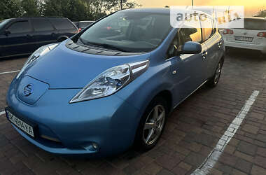 Хетчбек Nissan Leaf 2012 в Здолбуніві