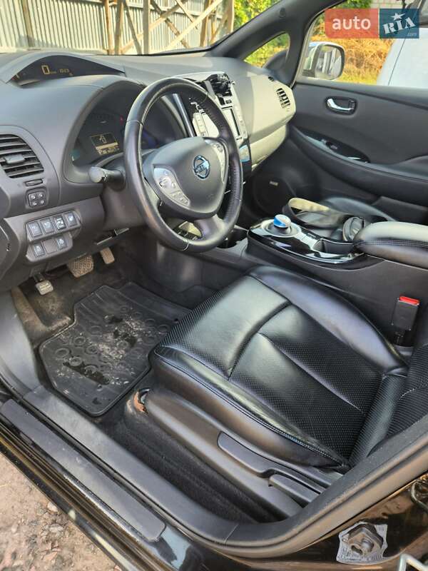 Хэтчбек Nissan Leaf 2014 в Черкассах