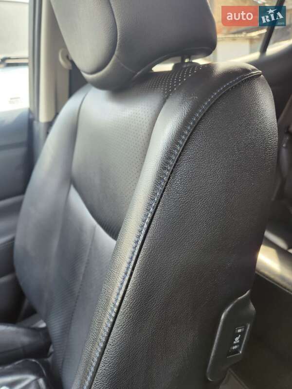 Хэтчбек Nissan Leaf 2014 в Черкассах