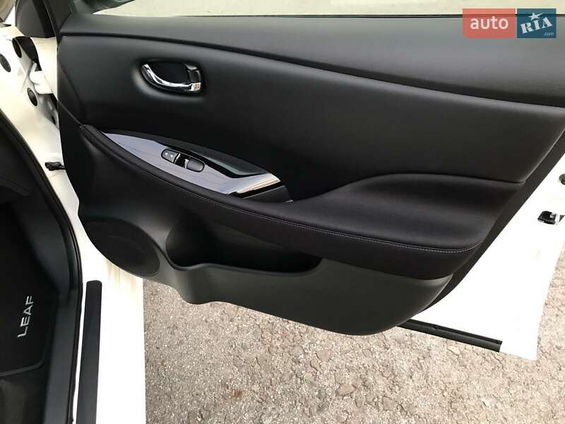 Хетчбек Nissan Leaf 2019 в Калуші фото 36 Хетчбек Nissan Leaf 2019 в Калуші
