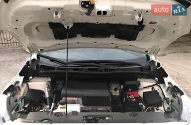 Хэтчбек Nissan Leaf 2019 в 