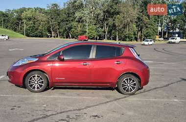 Хэтчбек Nissan Leaf 2015 в Киеве