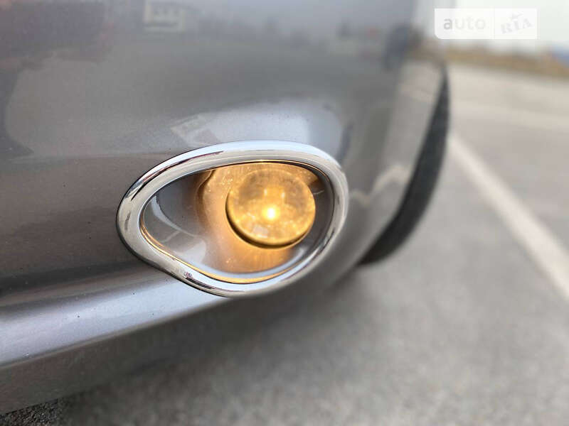 Хэтчбек Nissan Leaf 2013 в Днепре фото 11 Хэтчбек Nissan Leaf 2013 в Днепре