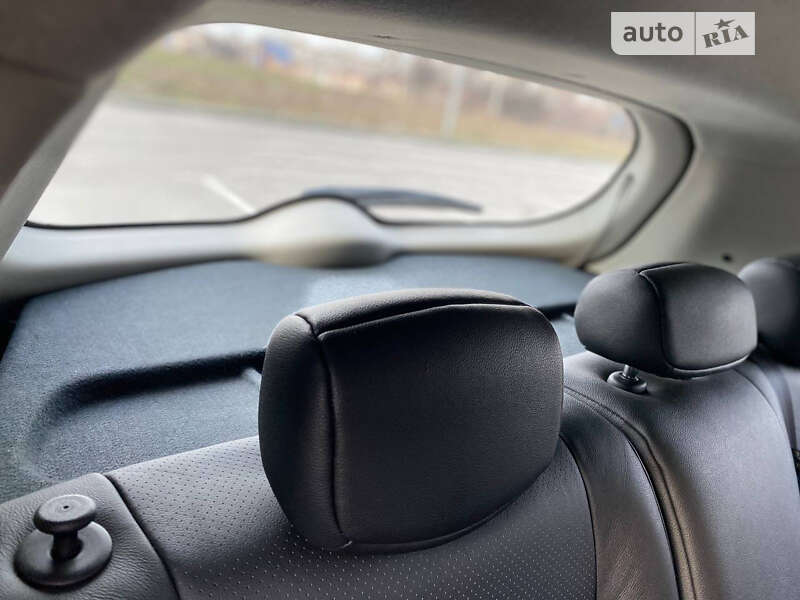 Хэтчбек Nissan Leaf 2013 в Днепре фото 18 Хэтчбек Nissan Leaf 2013 в Днепре