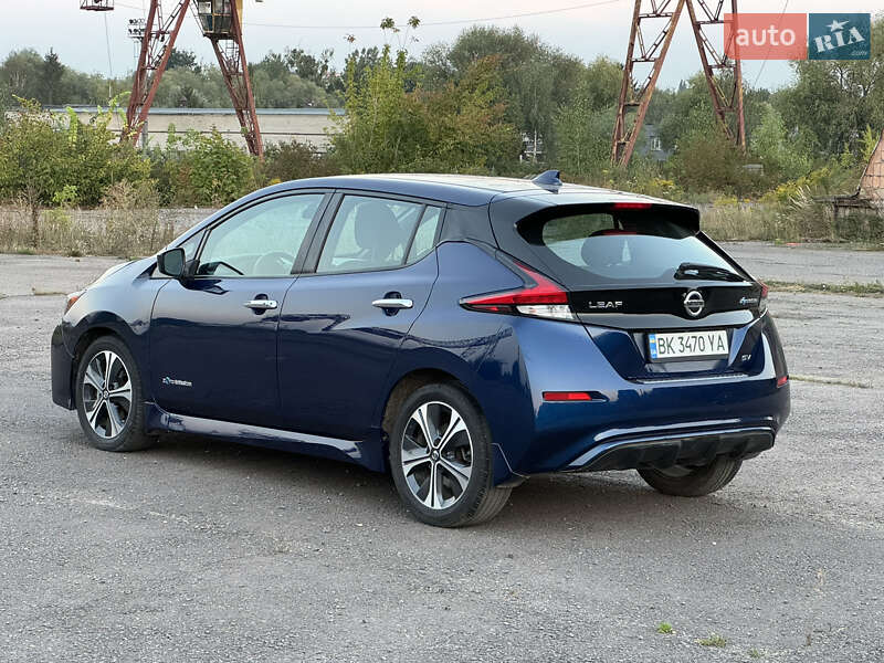 Хетчбек Nissan Leaf 2018 в Рівному