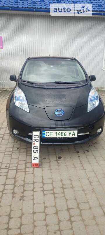 Хетчбек Nissan Leaf 2012 в Косові