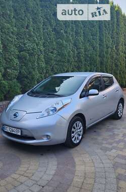 Хетчбек Nissan Leaf 2014 в Львові