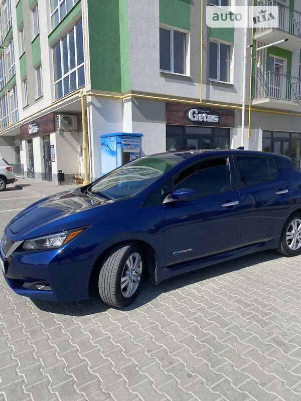 Хетчбек Nissan Leaf 2018 в Львові