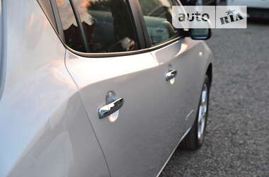 Хетчбек Nissan Leaf 2013 в Луцьку