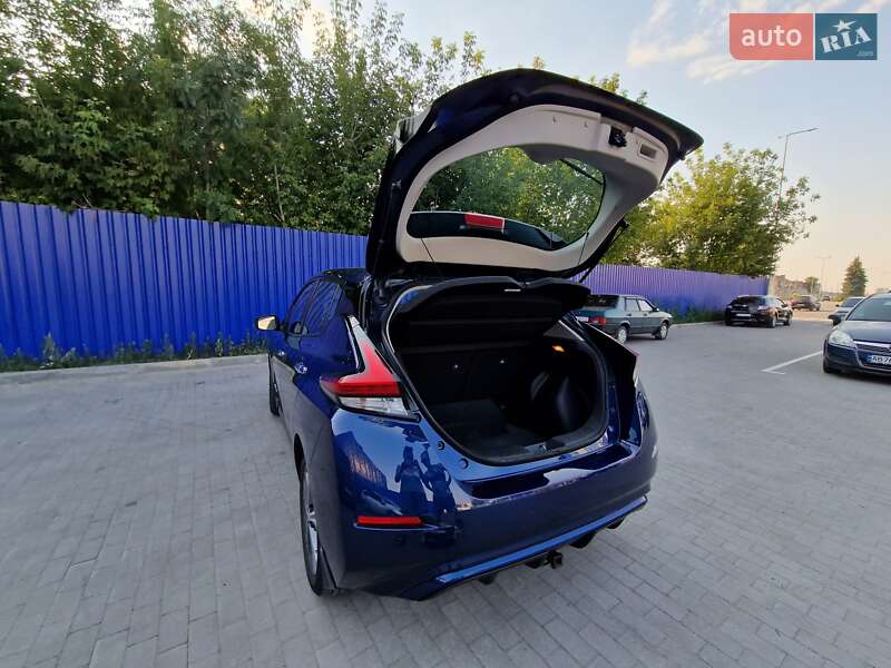 Хэтчбек Nissan Leaf 2018 в Виннице