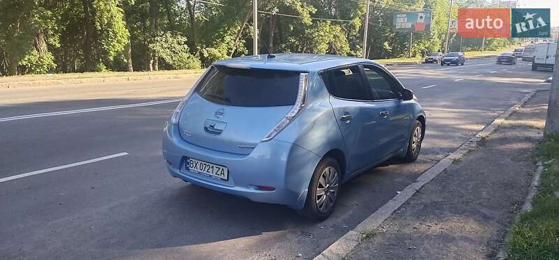 Хэтчбек Nissan Leaf 2014 в Хмельницком