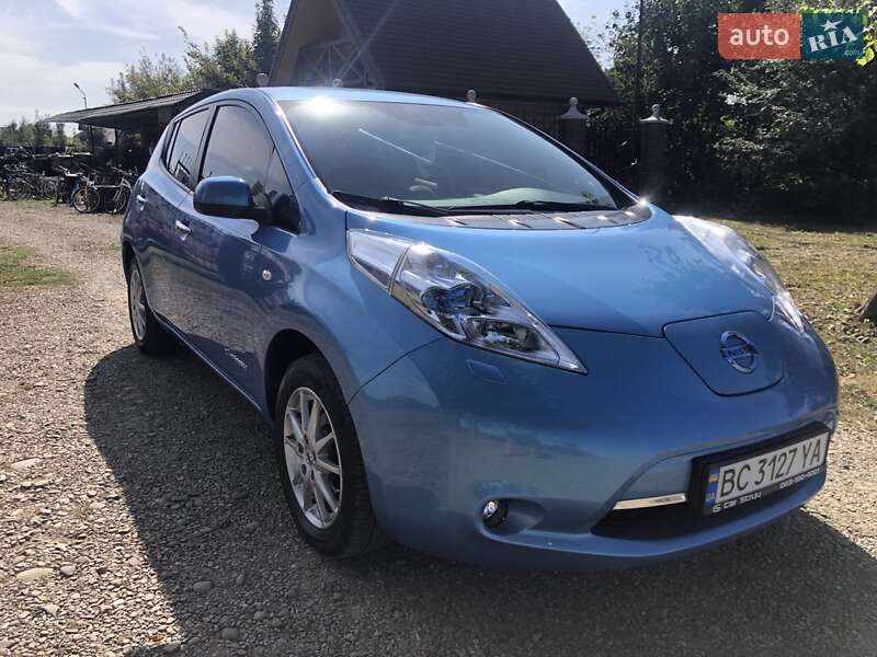 Хетчбек Nissan Leaf 2012 в Стрию фото 3 Хетчбек Nissan Leaf 2012 в Стрию