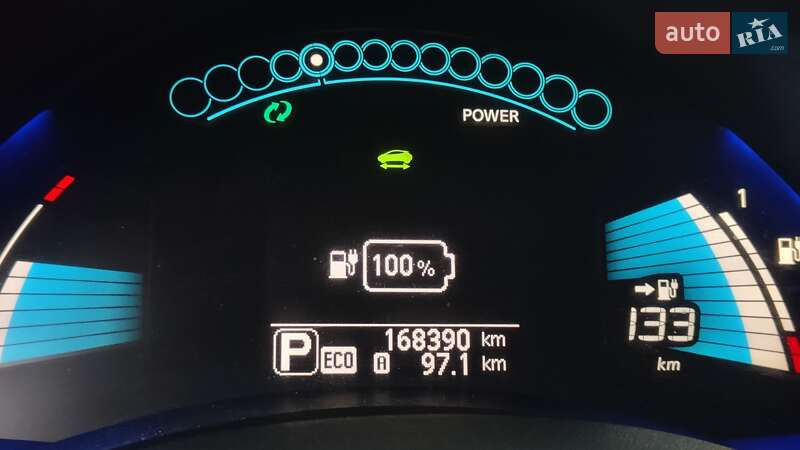 Хэтчбек Nissan Leaf 2014 в Хмельницком