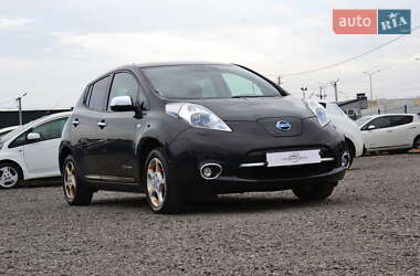 Хэтчбек Nissan Leaf 2014 в 