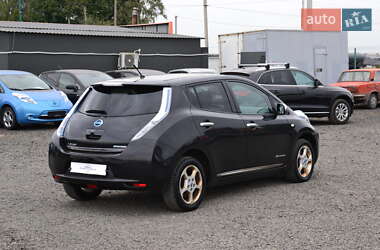 Хэтчбек Nissan Leaf 2014 в 