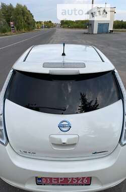 Хетчбек Nissan Leaf 2013 в Звенигородці