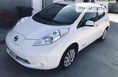 Хэтчбек Nissan Leaf 2016 в Ровно