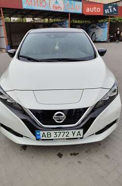 Хетчбек Nissan Leaf 2018 в Вінниці