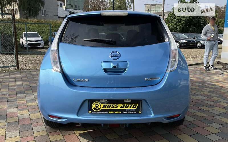 Хэтчбек Nissan Leaf 2012 в Стрые