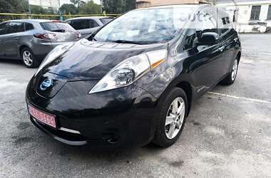 Хетчбек Nissan Leaf 2016 в Кам'янець-Подільському