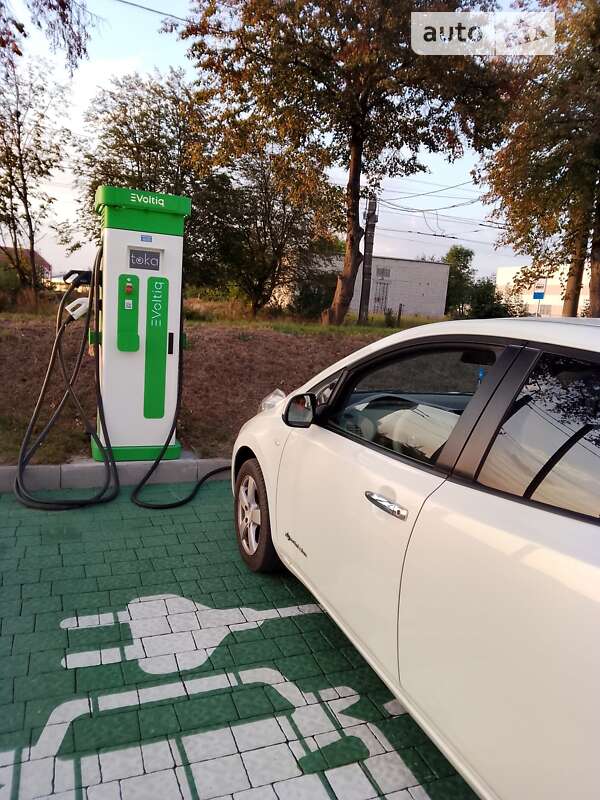 Nissan Leaf 2011
