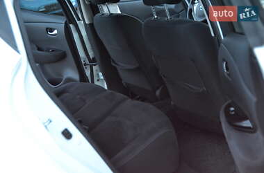 Хэтчбек Nissan Leaf 2013 в Луцке