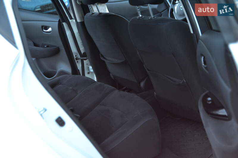 Хэтчбек Nissan Leaf 2013 в Луцке фото 20 Хэтчбек Nissan Leaf 2013 в Луцке