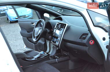 Хэтчбек Nissan Leaf 2013 в Луцке