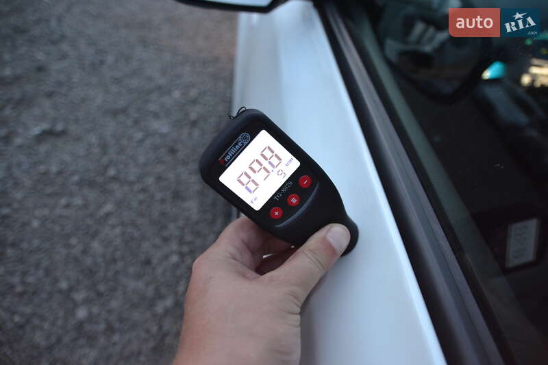 Хэтчбек Nissan Leaf 2013 в Луцке фото 31 Хэтчбек Nissan Leaf 2013 в Луцке