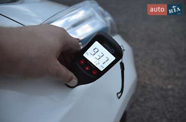 Хэтчбек Nissan Leaf 2013 в Луцке