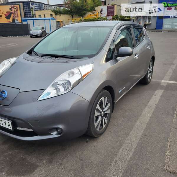 Хэтчбек Nissan Leaf 2015 в Харькове фото 2 Хэтчбек Nissan Leaf 2015 в Харькове