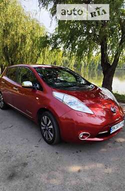 Хетчбек Nissan Leaf 2014 в Рівному