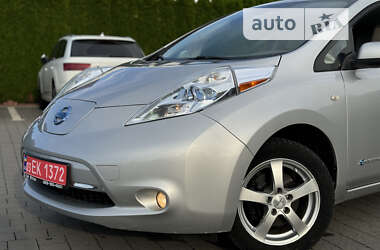 Хэтчбек Nissan Leaf 2013 в Стрые