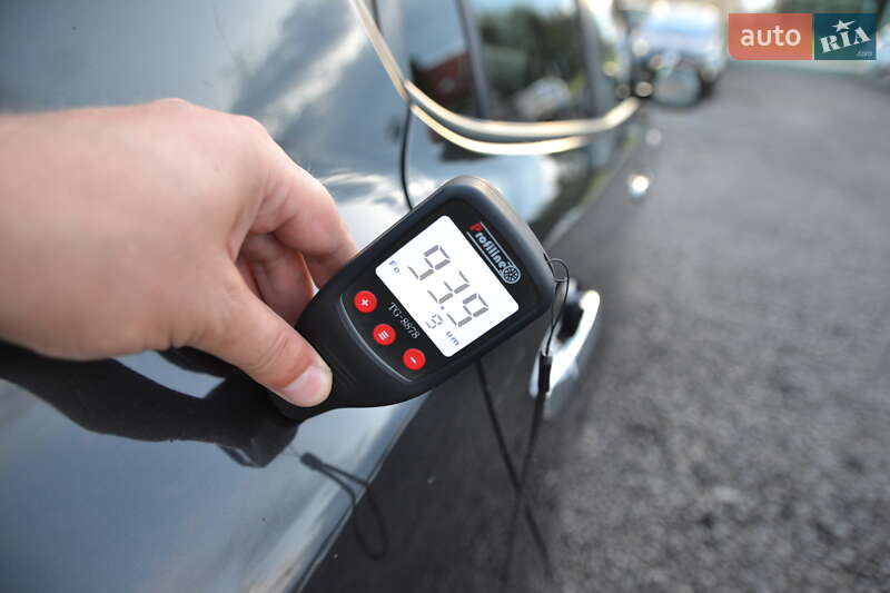 Хетчбек Nissan Leaf 2014 в Луцьку