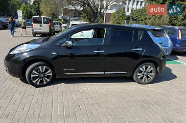 Хэтчбек Nissan Leaf 2013 в Ровно