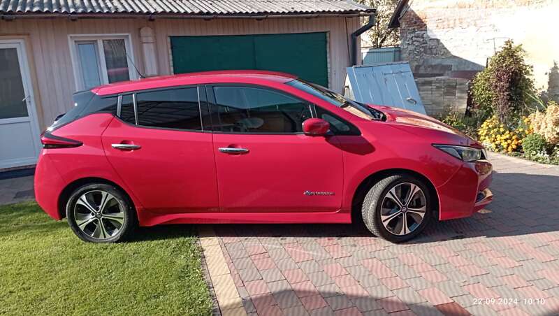 Хэтчбек Nissan Leaf 2018 в Львове фото 14 Хэтчбек Nissan Leaf 2018 в Львове
