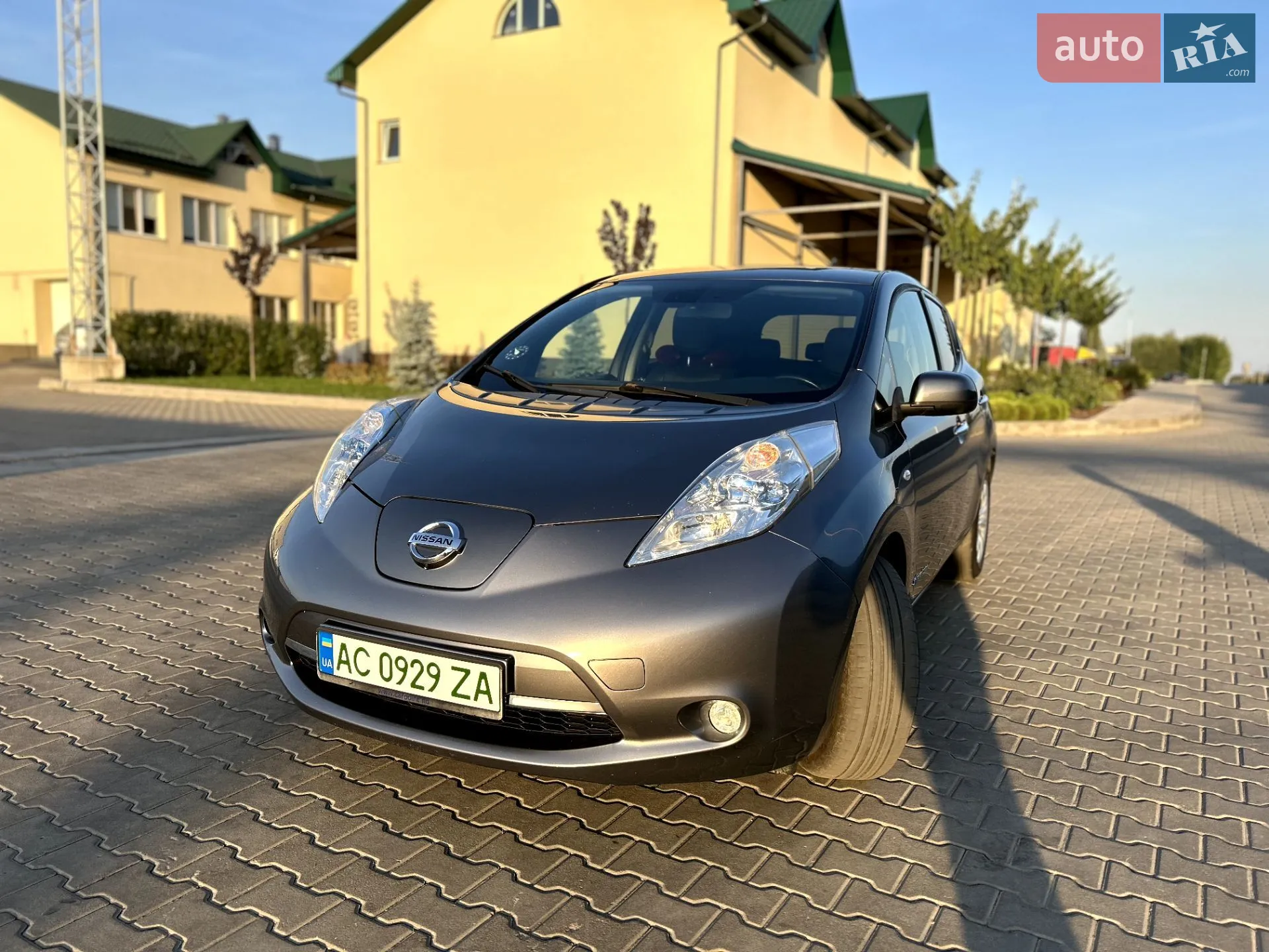 2014 Nissan Leaf - мініатюра 2