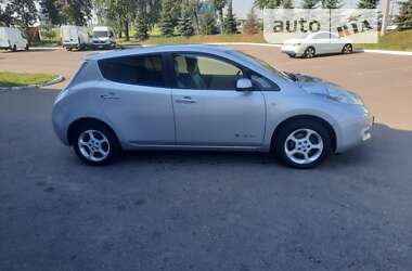 Хэтчбек Nissan Leaf 2011 в Ровно