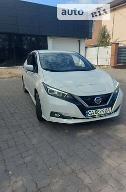 Хетчбек Nissan Leaf 2021 в Черкасах