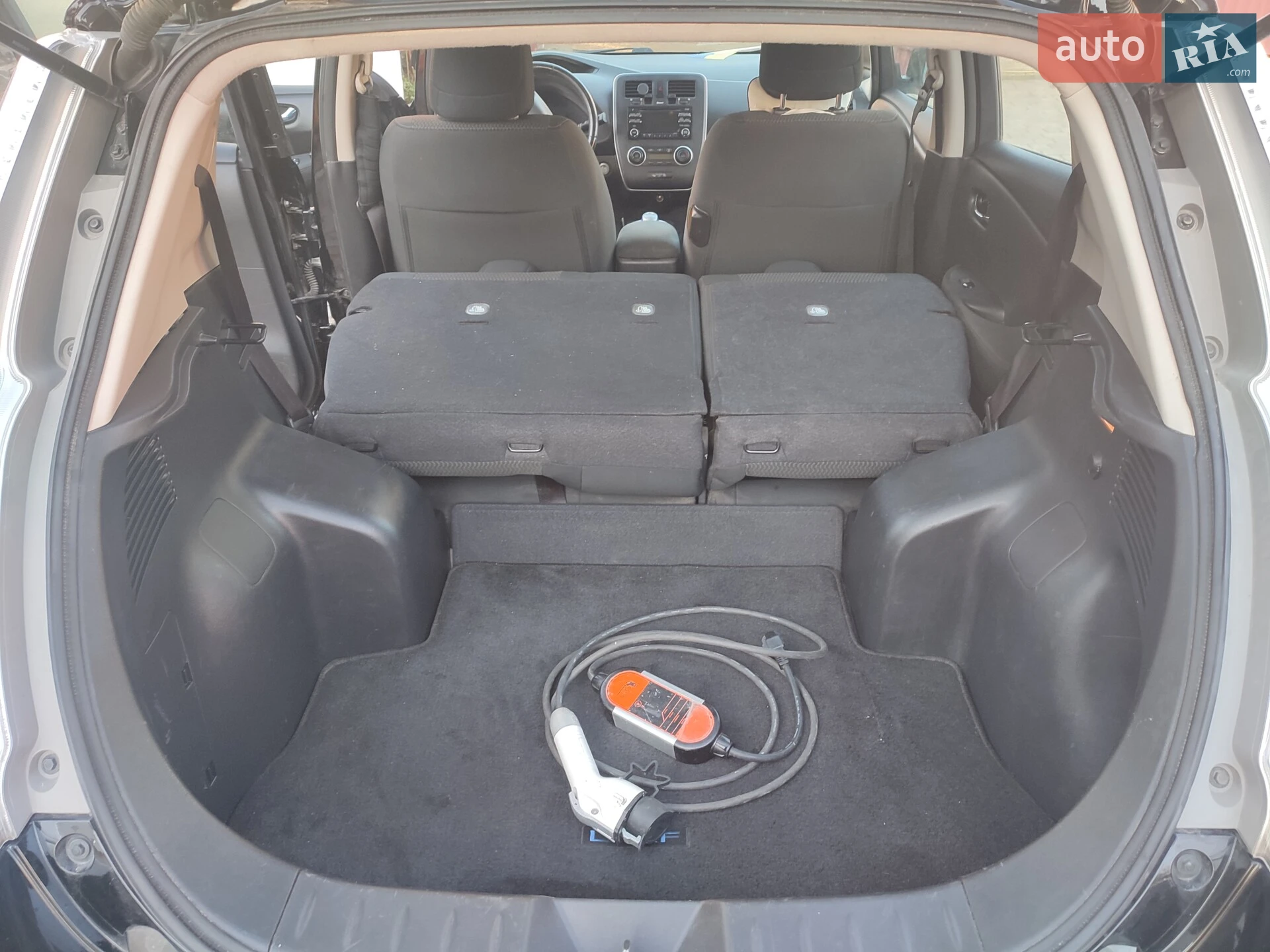 2015 Nissan Leaf - мініатюра 28