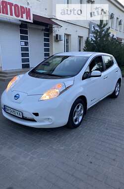 Хэтчбек Nissan Leaf 2013 в Одессе