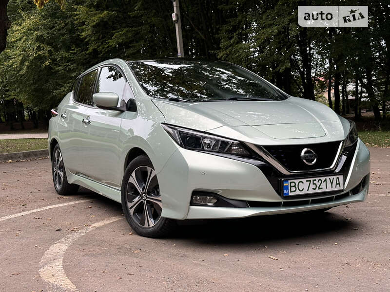 Хэтчбек Nissan Leaf 2018 в Львове