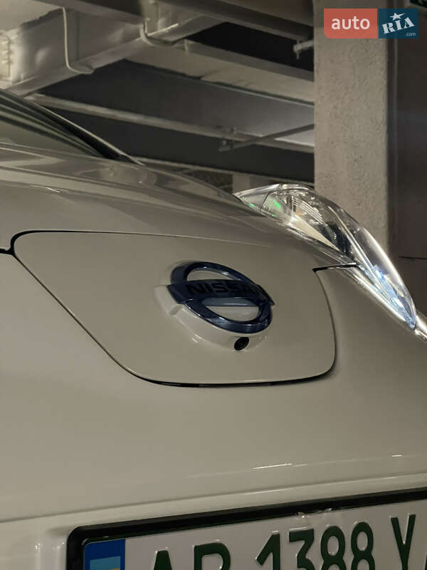 Хетчбек Nissan Leaf 2014 в Вінниці