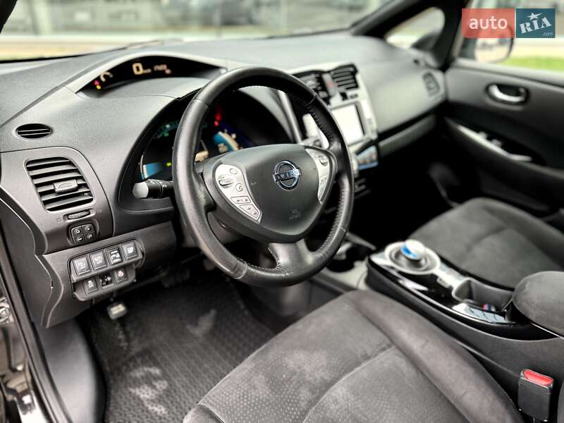 Хэтчбек Nissan Leaf 2017 в Дубровице фото 24 Хэтчбек Nissan Leaf 2017 в Дубровице