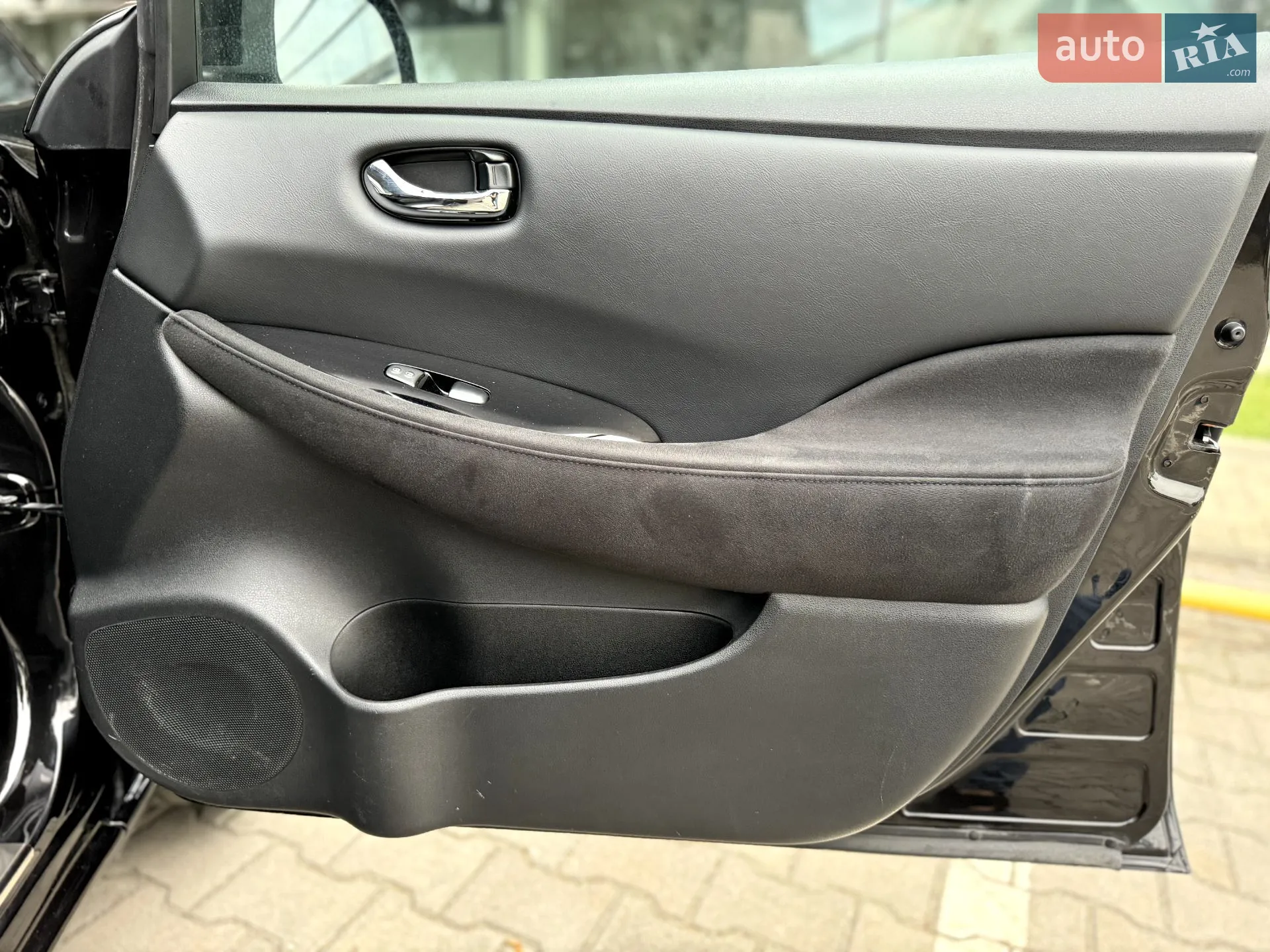 2017 Nissan Leaf - мініатюра 42
